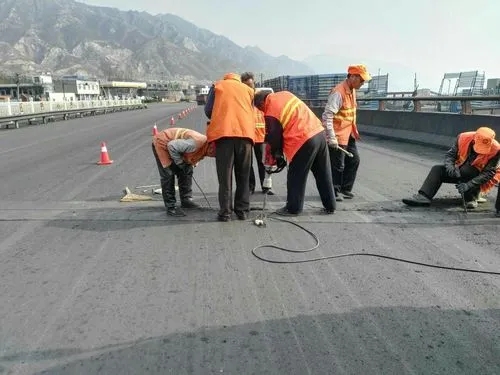 昆明道路桥梁病害治理